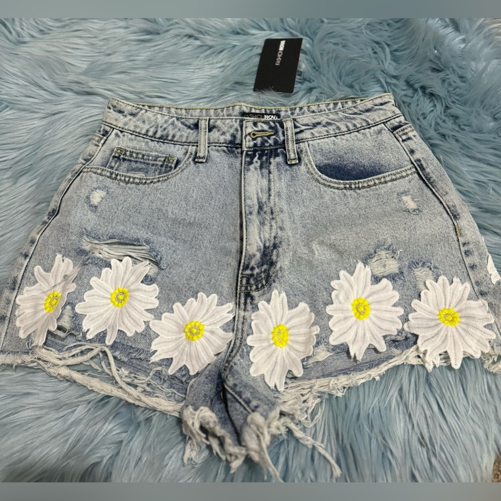 Flower shorts